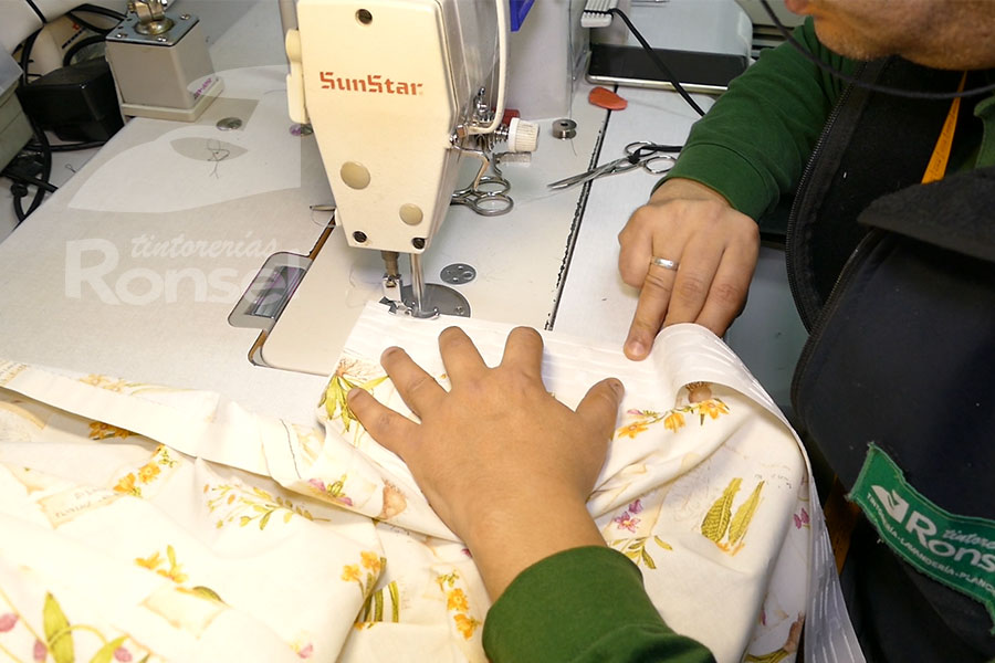 Reperación de sus cortinas, visillos o estores.